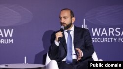 Ermənistanın xarici işlər naziri Ararat Mirzoyan Polşada keçirilən beynəlxalq təhlükəsizlik konfransında