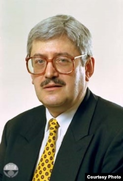 Юрий Пивоваров